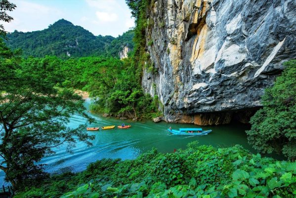 Unveiling the Hidden Wonders: Top Activities in Phong Nha