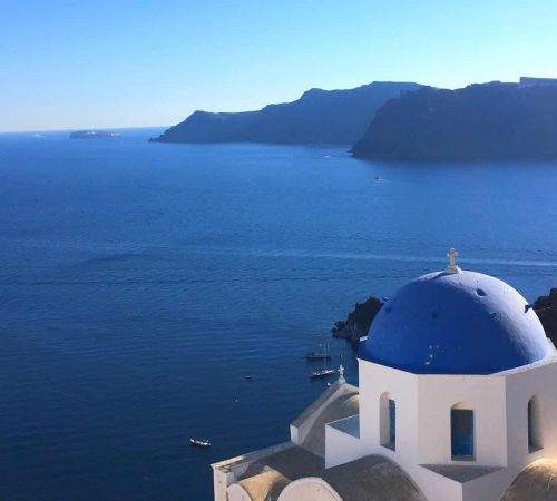 The Perfect Itinerary: Exploring Ios, Greece and Finding the Ideal Place to Stay 2024